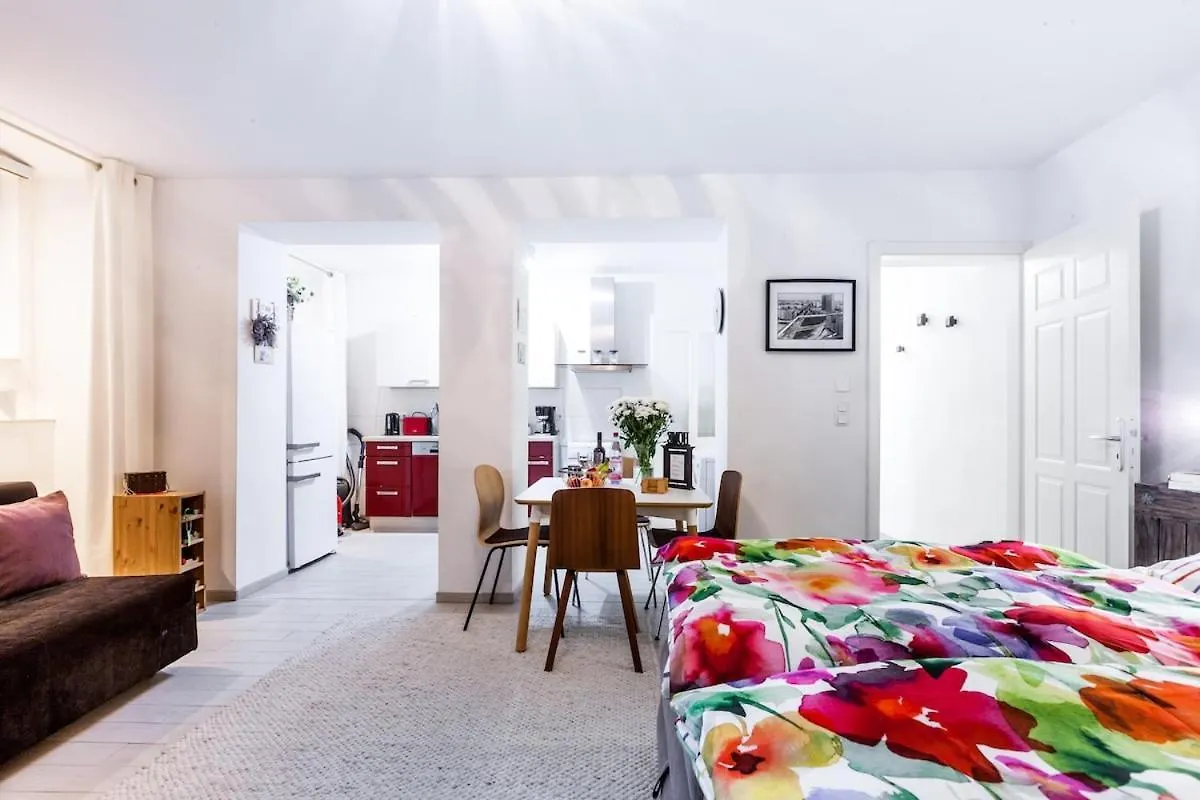 S31 - Room 22 Apartment Bergmannstrasse Back Berlin