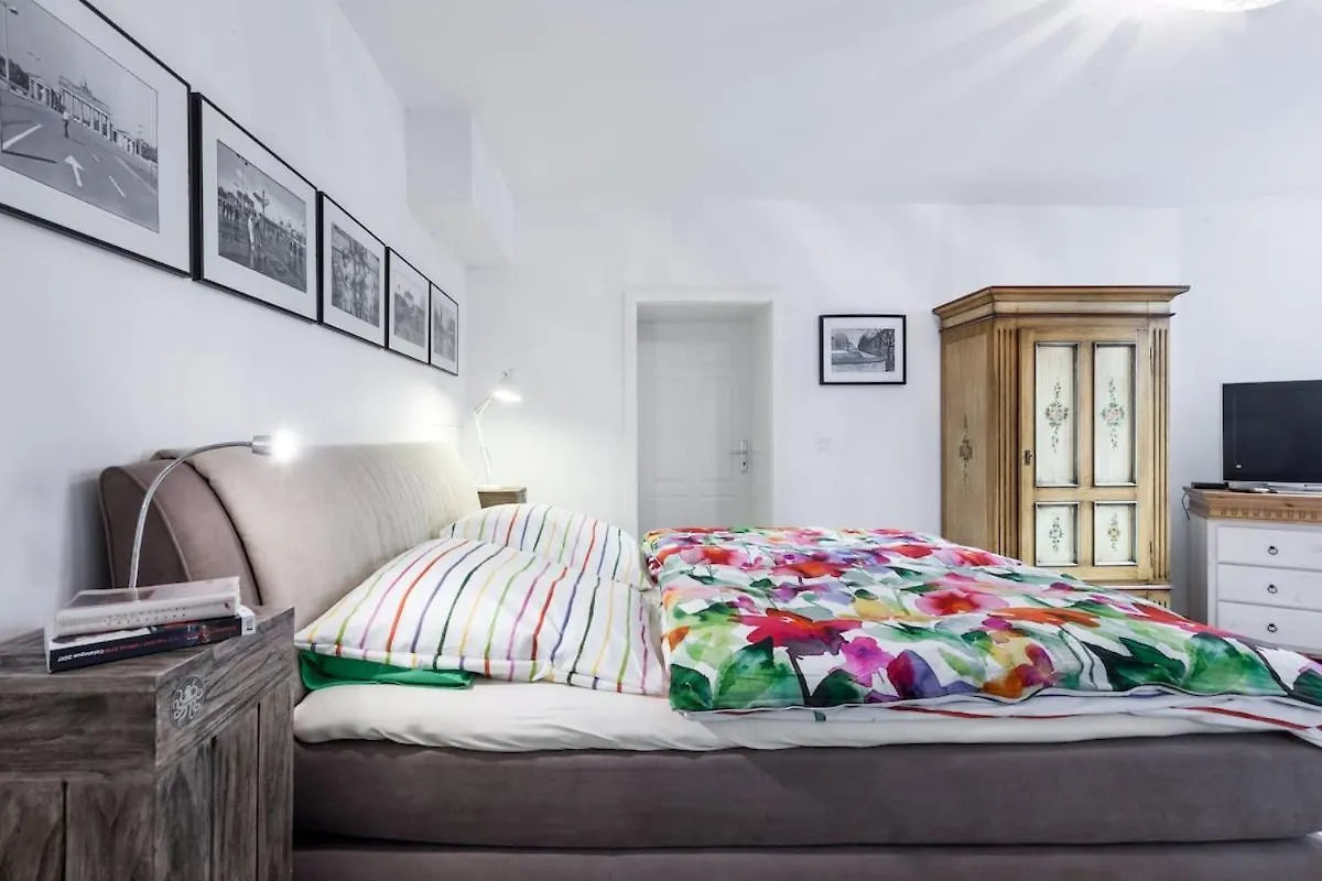 S31 - Room 22 Apartment Bergmannstrasse Back Berlin Tyskland